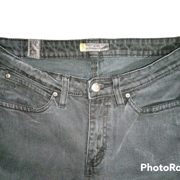 Vintage Black Aura Brand Jeans: Mid-Rise - Picture 2 of 13